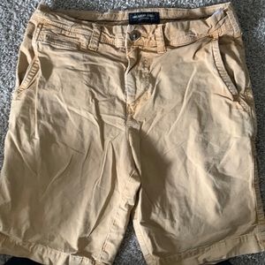 American Eagle khaki shorts